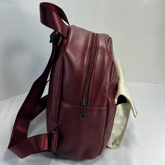 Hogwarts Backpack, Sealed Letter Pocket, dark red, cream, gold - Picture 3 of 13